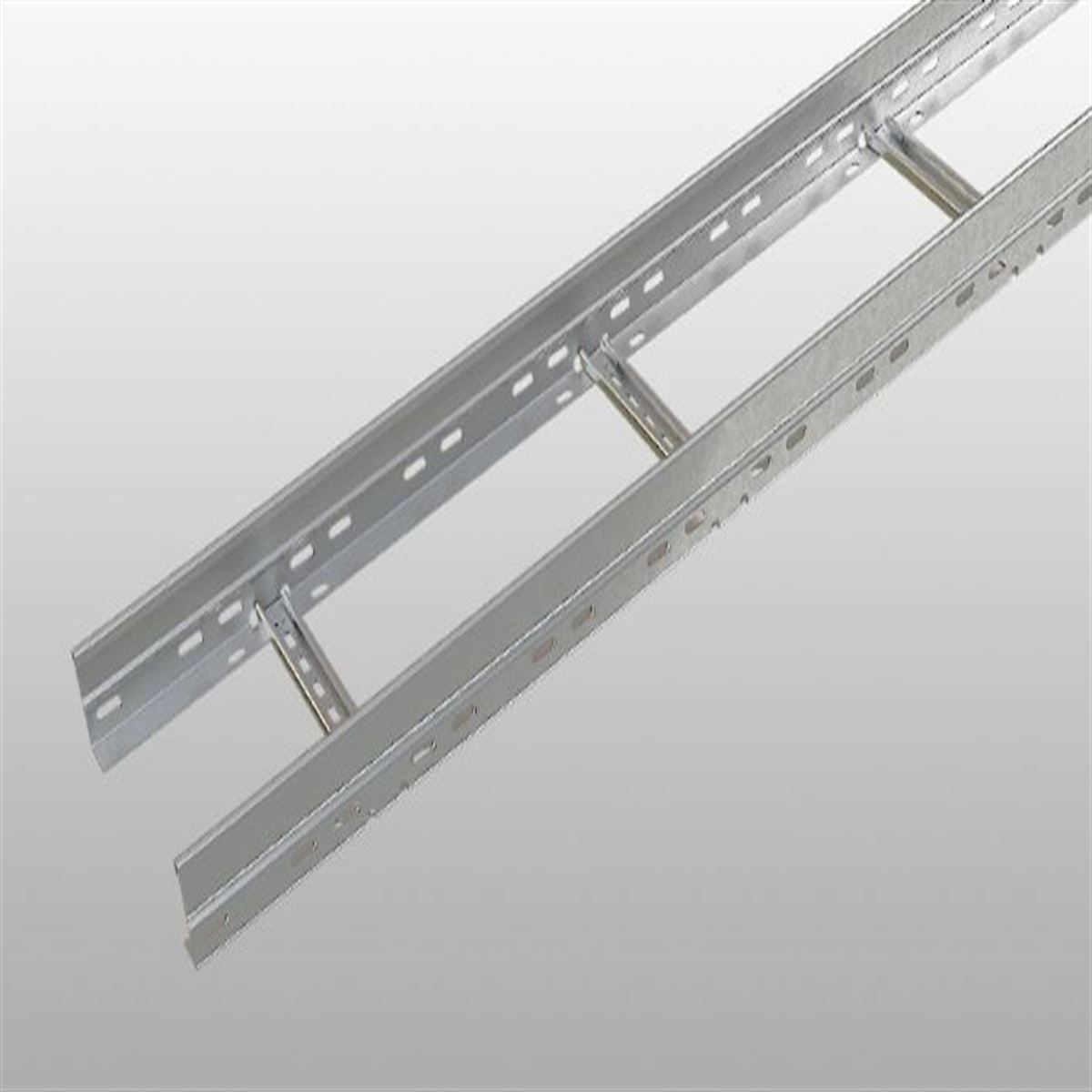 300X40 1MM KABLO MERDİVENİ 1